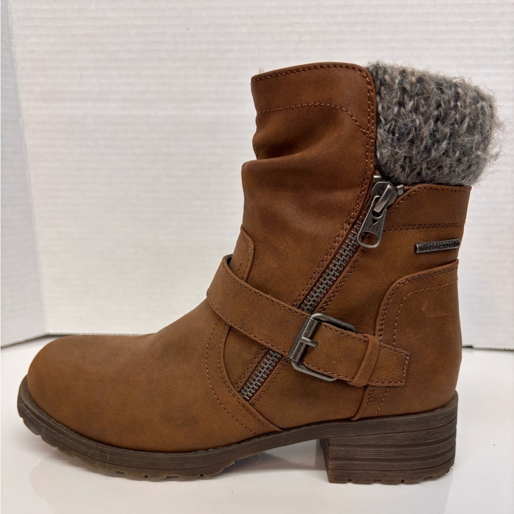 Brown and Gray Combat Boots with Knit Cuff and Buckle